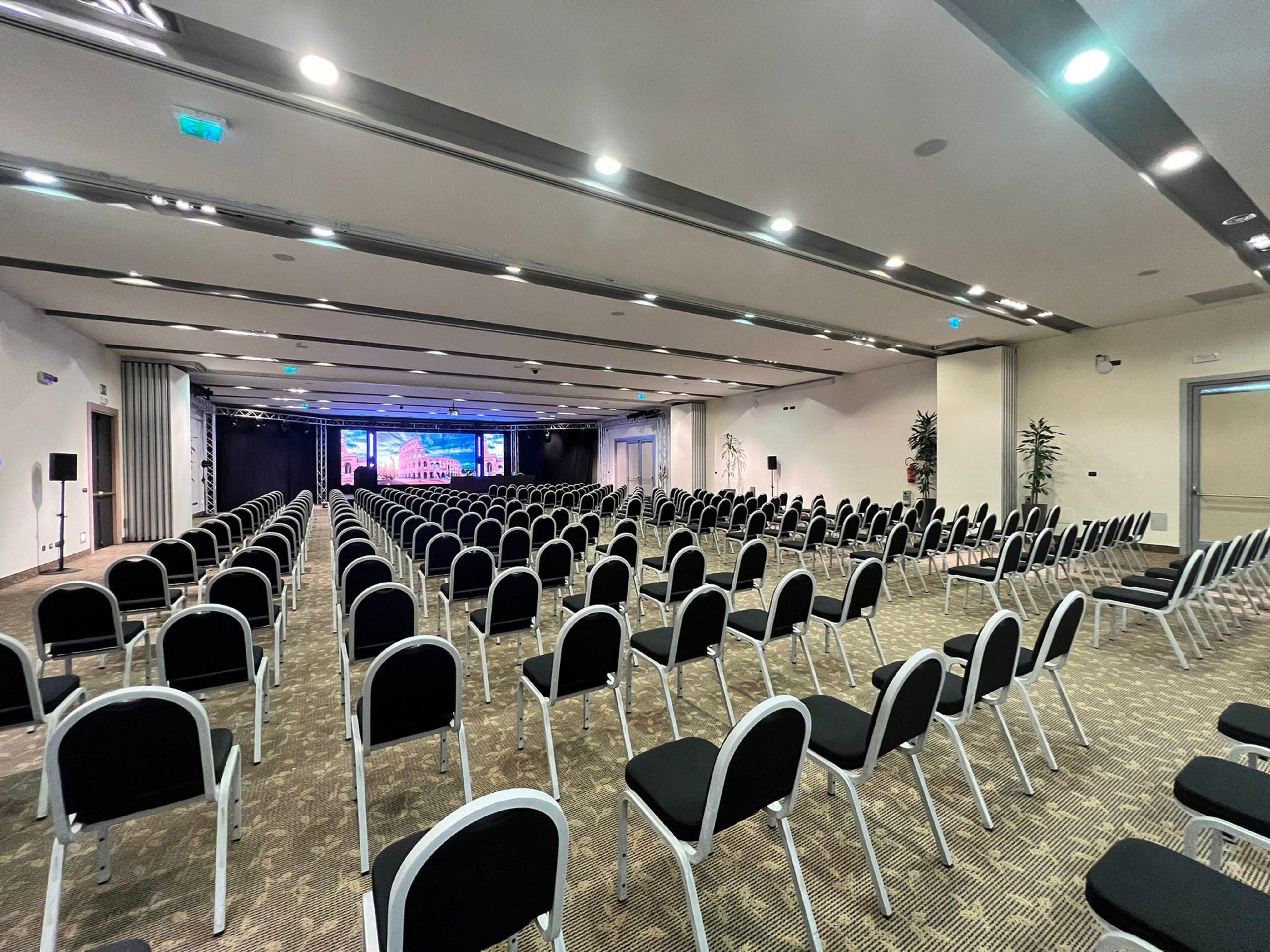 Crowne Plaza St. Peter's By Ihg Roma