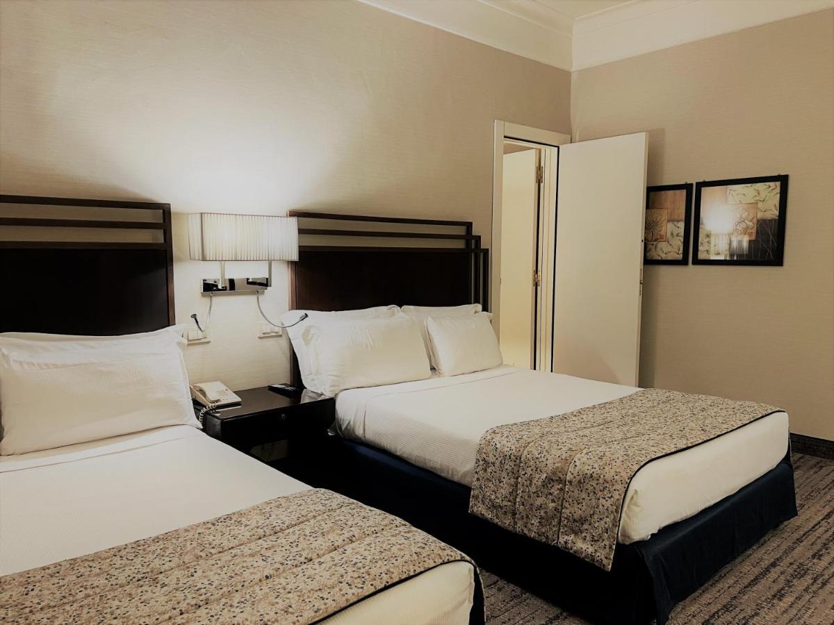 Hotel Crowne Plaza St. Peter's By Ihg 4*