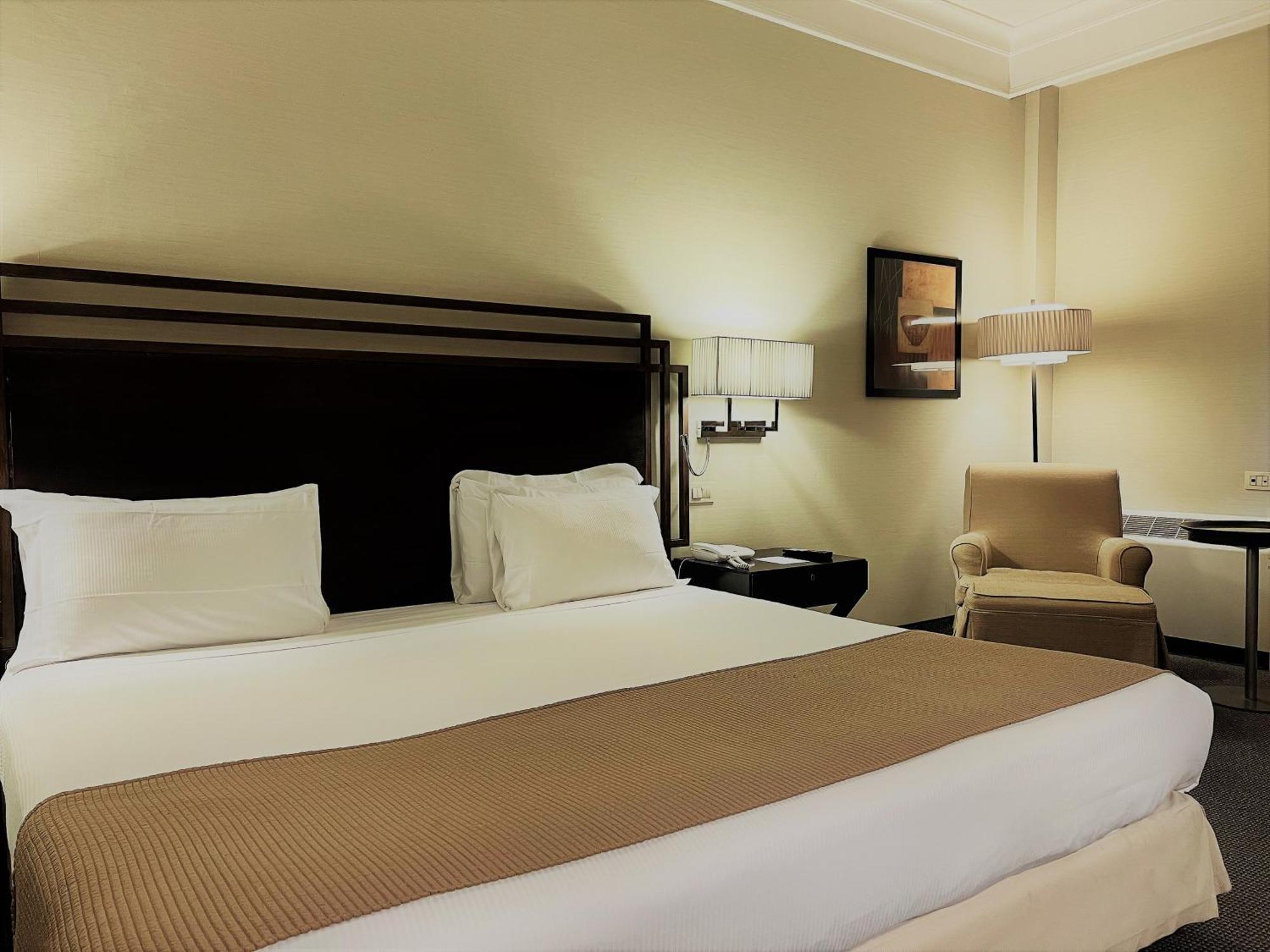 Crowne Plaza St. Peter's By Ihg Rom