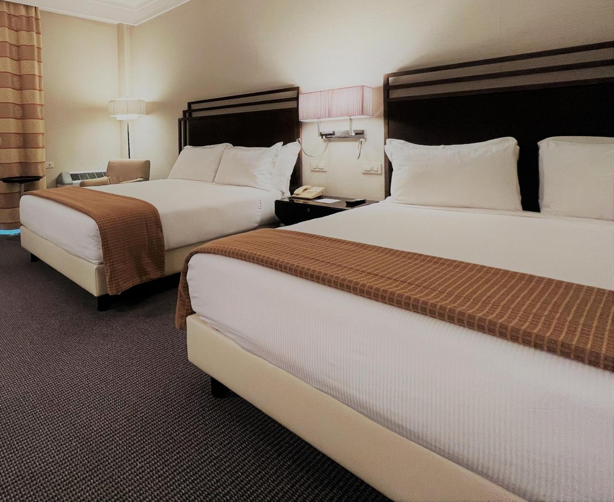 Crowne Plaza St. Peter's By Ihg 4* Roma